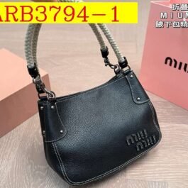 Miu Miu - Sac porté épaule taille 25x19cm en 3 couleurs