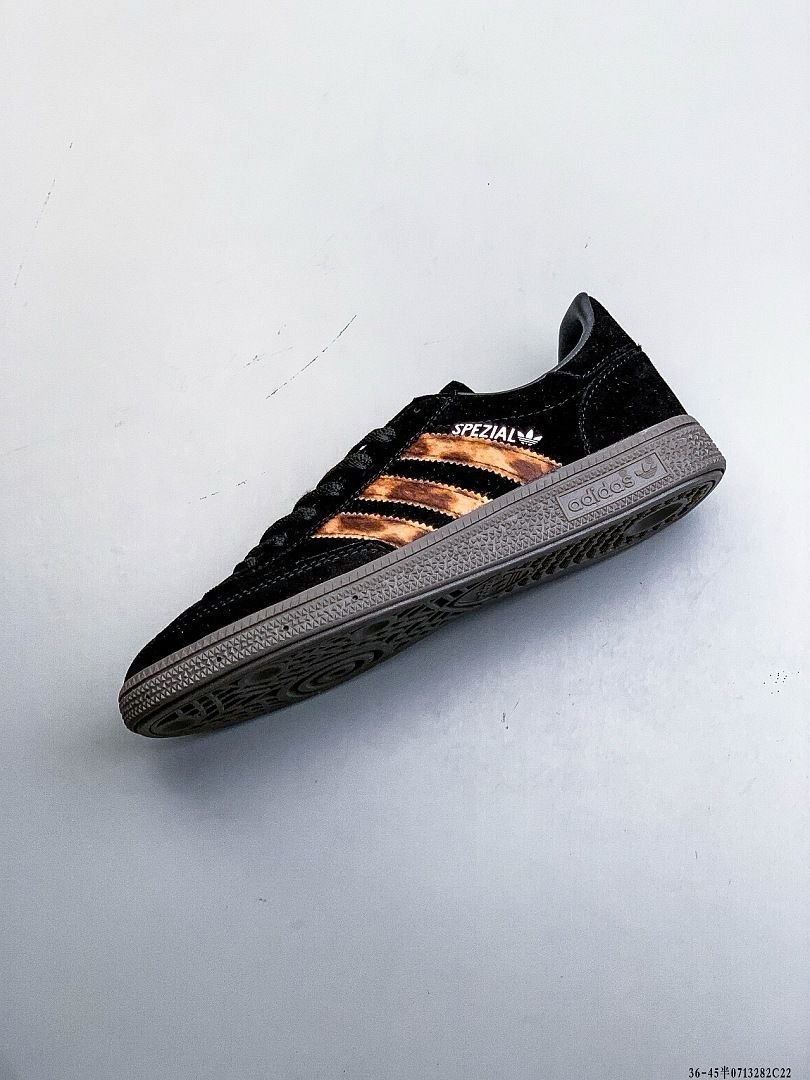 Adidas - Sneakers Handball Spezial w 20 kolorach - obrazek 23