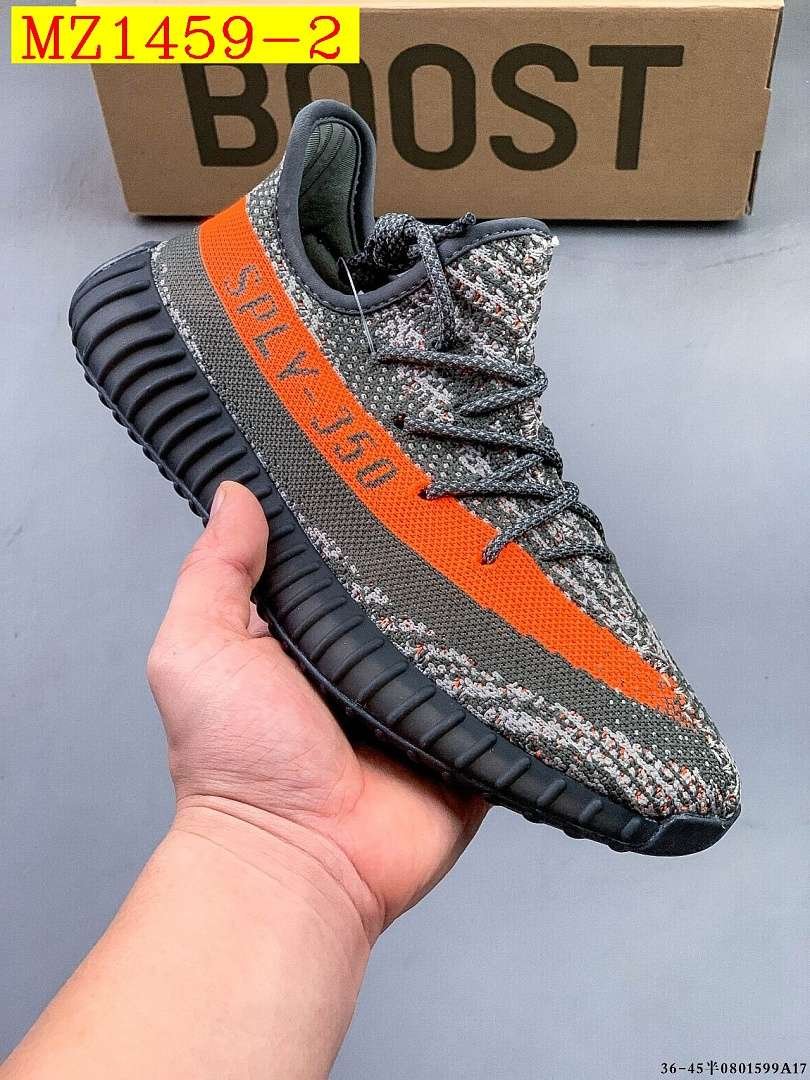 Adidas - Sneakers Yeezy Boost 350 V2 in 15 colori - immagine 2