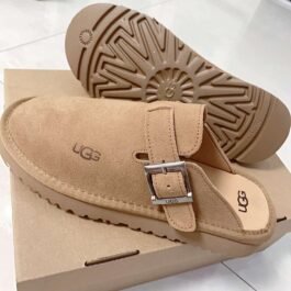 UGG - Sabots à boucle en 9 coloris