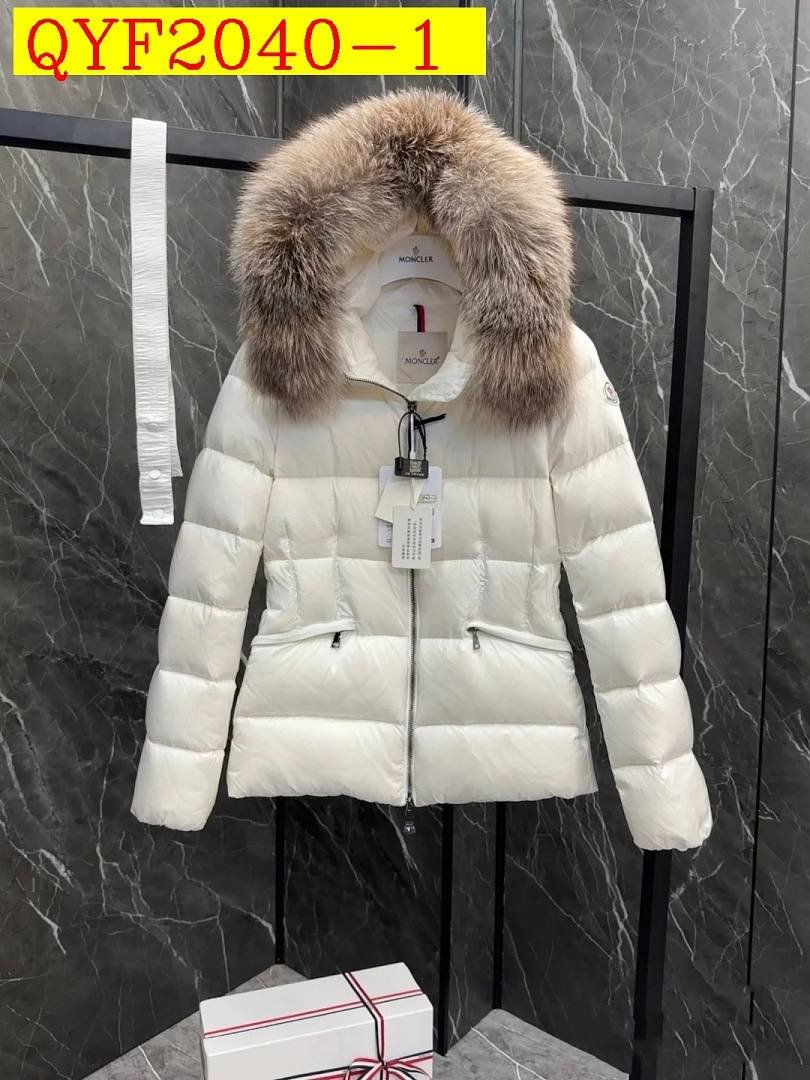 Moncler - Taillierter Daunenmantel für Damen mit Pelzkapuze in 3 Farben – Bild 2